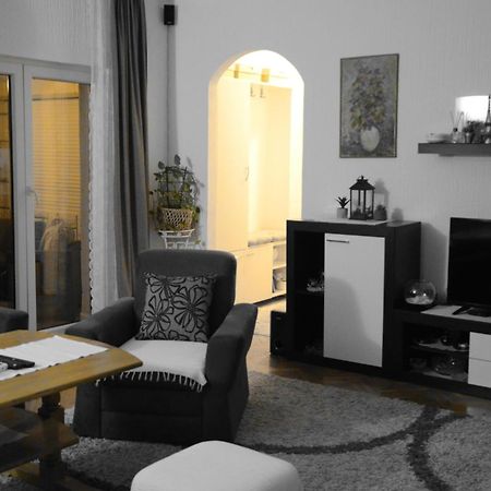 Appartement Cerak Lux à Belgrade Extérieur photo